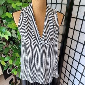 VINCE CAMUTO- Striped Sleevelees Blouse